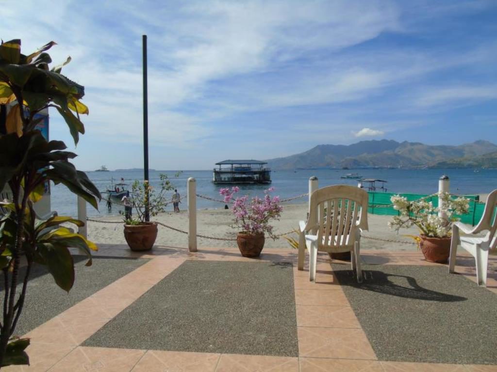 Blue Rock Beach Resort