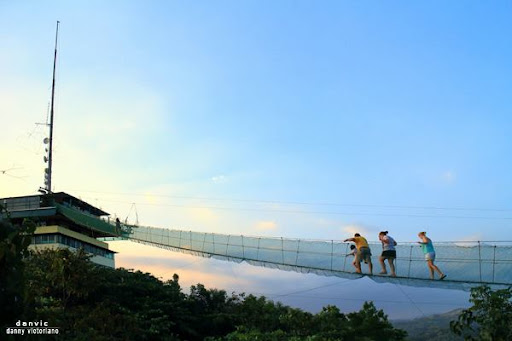 Cloud 9 Sports and Leisure Club