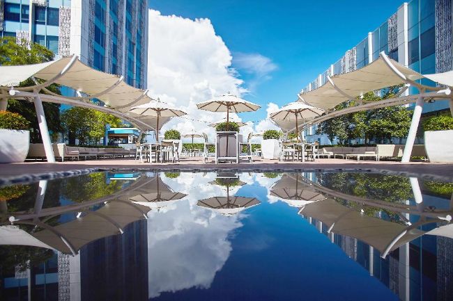 Crimson Hotel Filinvest City 