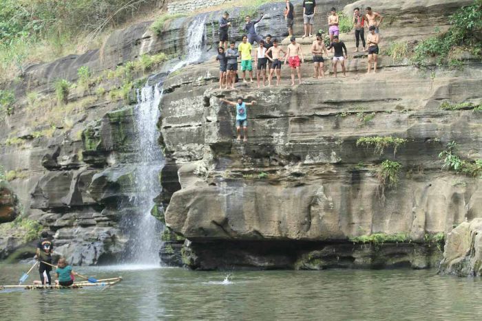 Pantihan Balayungan Falls