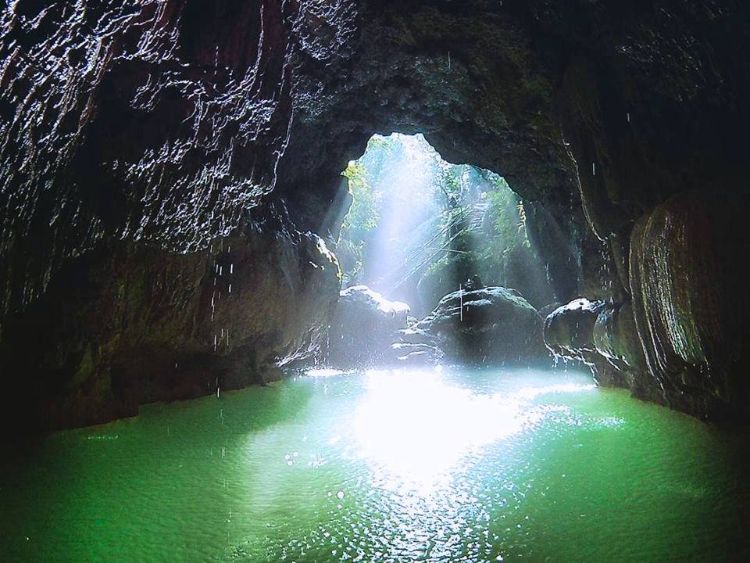 Quitinday Underground River