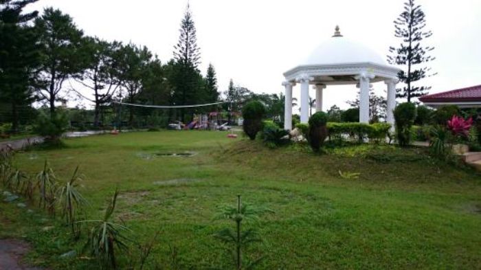 Sierra Madre Hotel & Resort