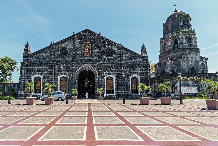 Tabaco Church