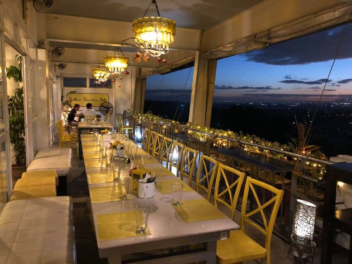 Yellow Lantern Cafe